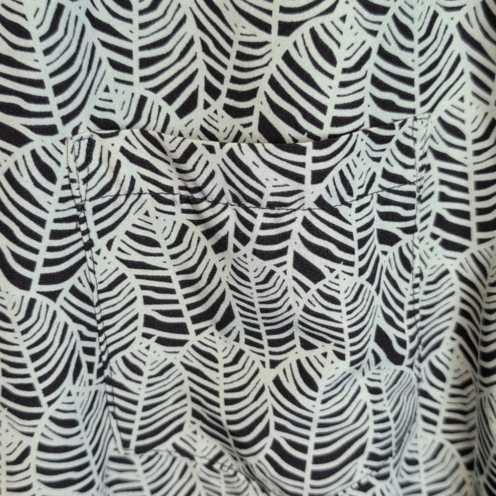 Visitor Premium 4-Way Stretch Short Sleeve Button Down Shirt Size XXL EUC - Picture 3 of 6